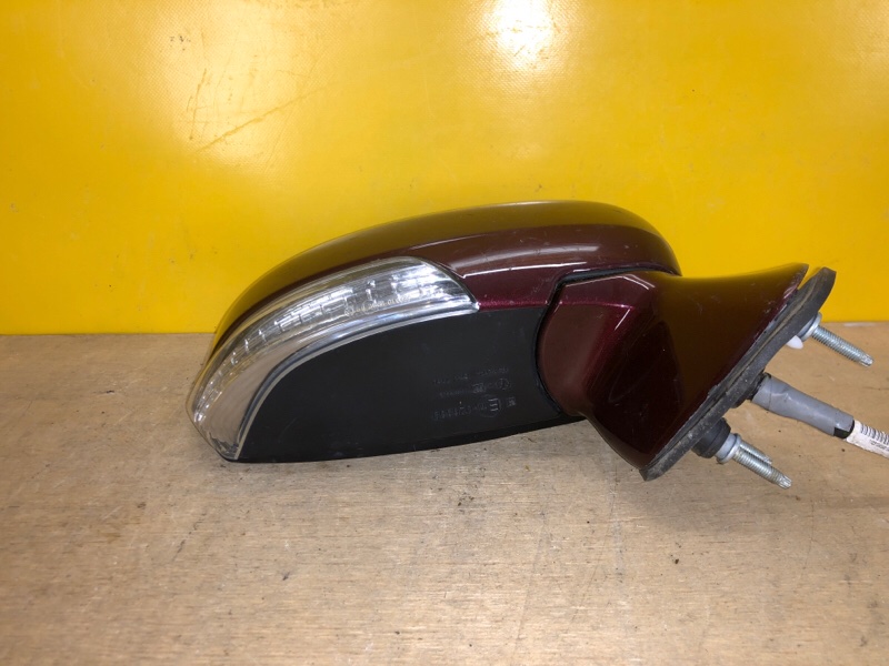 Зеркало правое AVENSIS 08-18