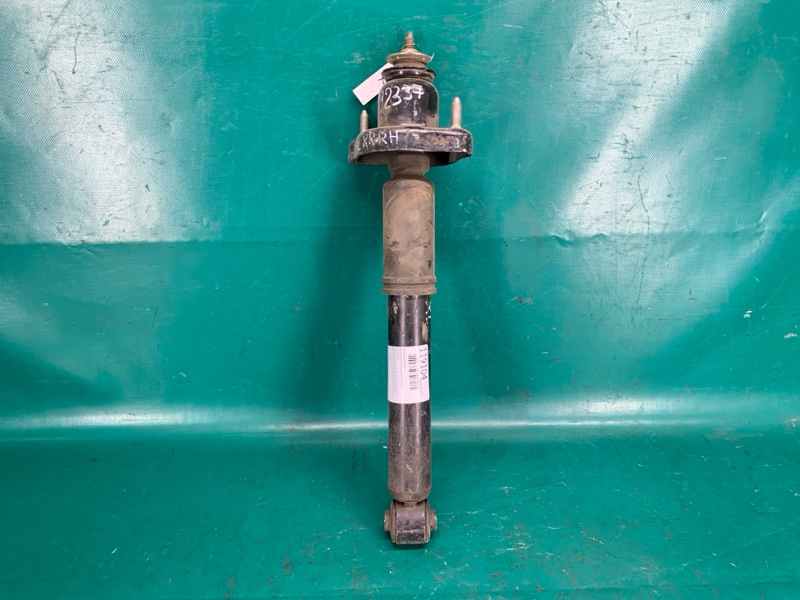 Амортизатор задний MITSUBISHI OUTLANDER XL 05-13 4162A050 Б/У