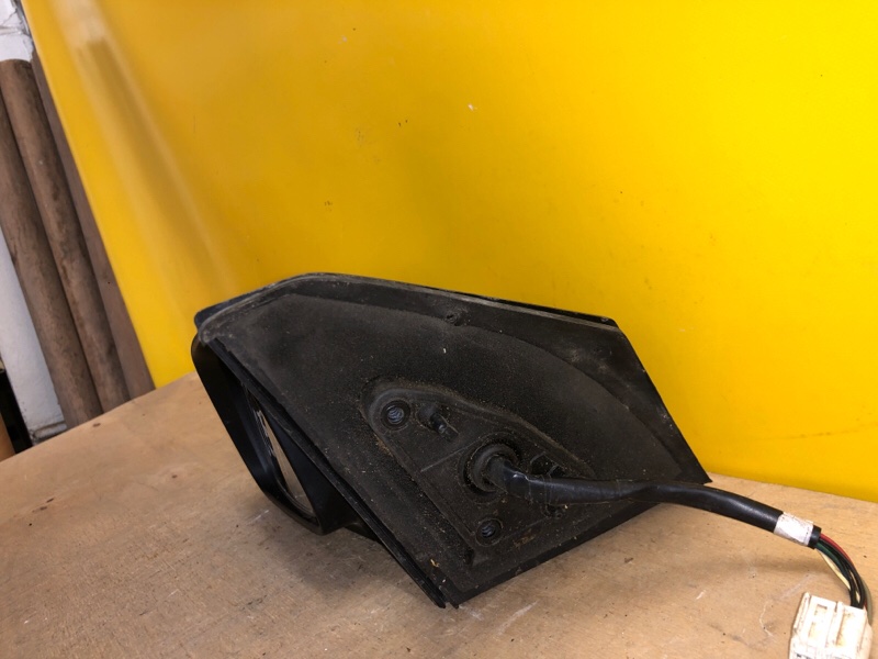 Зеркало левое AVENSIS 03-08