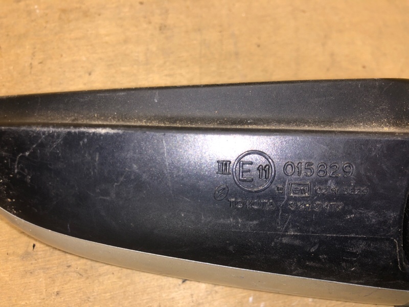 Зеркало левое AVENSIS 03-08