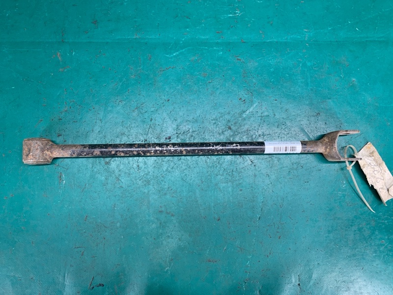 Рычаг задней подвески продольный задний левый TOYOTA COROLLA E90 87-91 Б/У