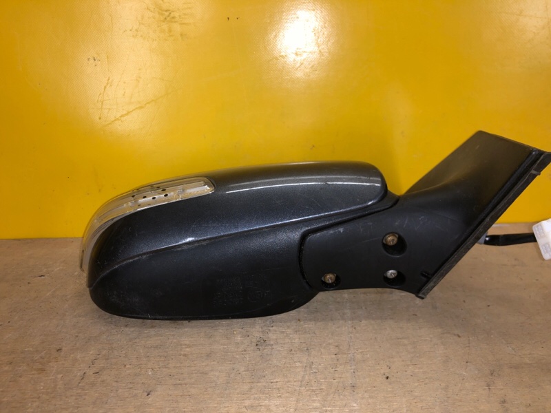 Зеркало правое AVENSIS 03-08