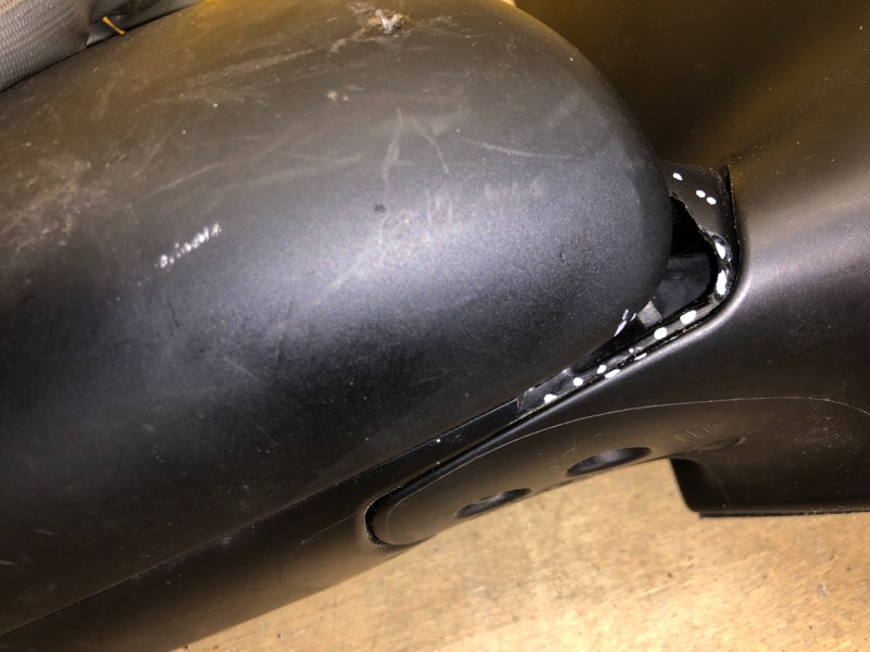 Зеркало правое COROLLA 150 06-13