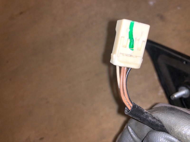 Зеркало правое AURION 06-12