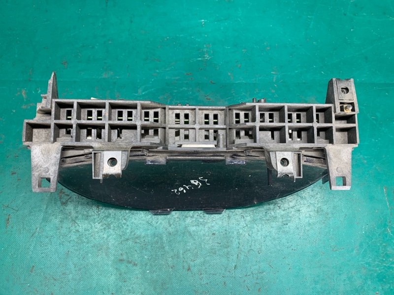 Панель приборов G35 03-07