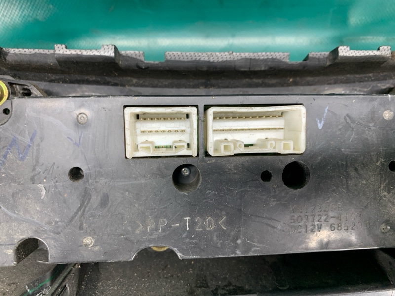 Блок управления печкой L200 06-14