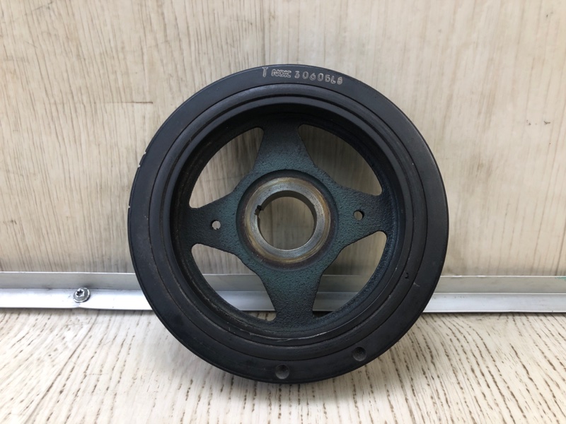 Шкив коленвала NISSAN NV200 USA 13- 2013 2.0 MR20DE 12303EN20C Б/У
