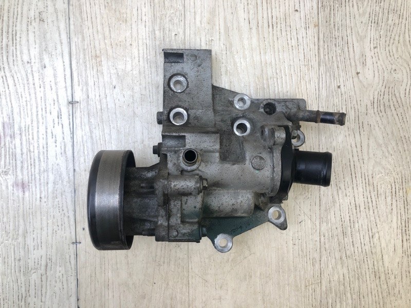 Помпа NV200 USA 13- 2013 2.0 MR20DE