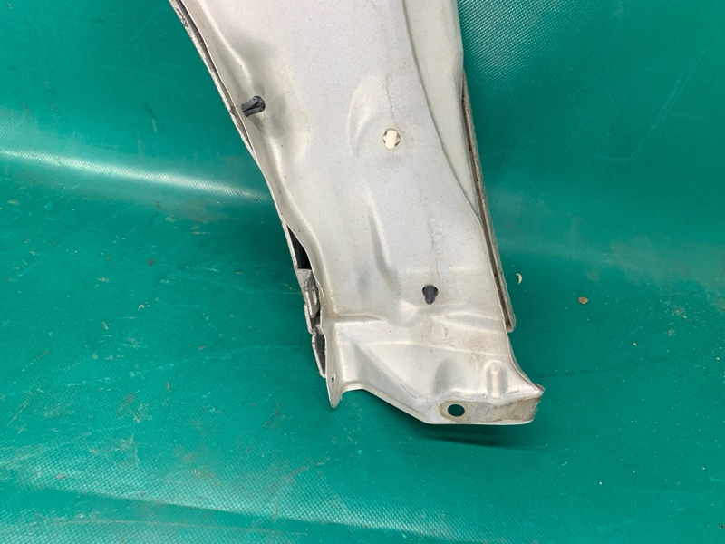 Крыло переднее переднее правое LEGACY 03-09 BL/BP