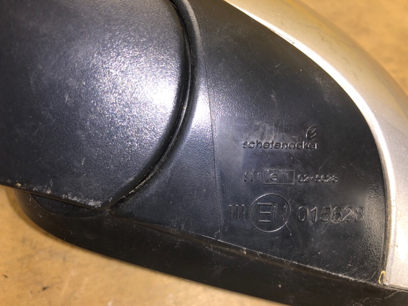 Зеркало левое 300 04-10 Зеркало левое 300 04-10