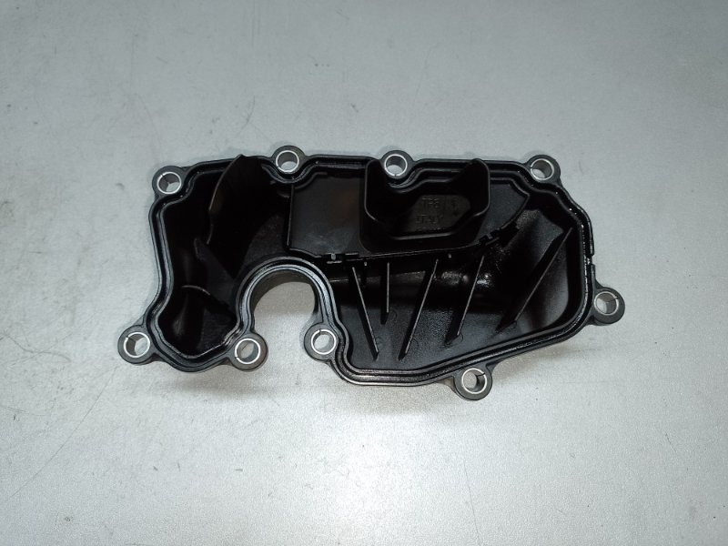 Маслоотделитель AUDI Q5 08-16 2015 8R CPMB 2.0 TFSI 06H 103 464 L Б/У