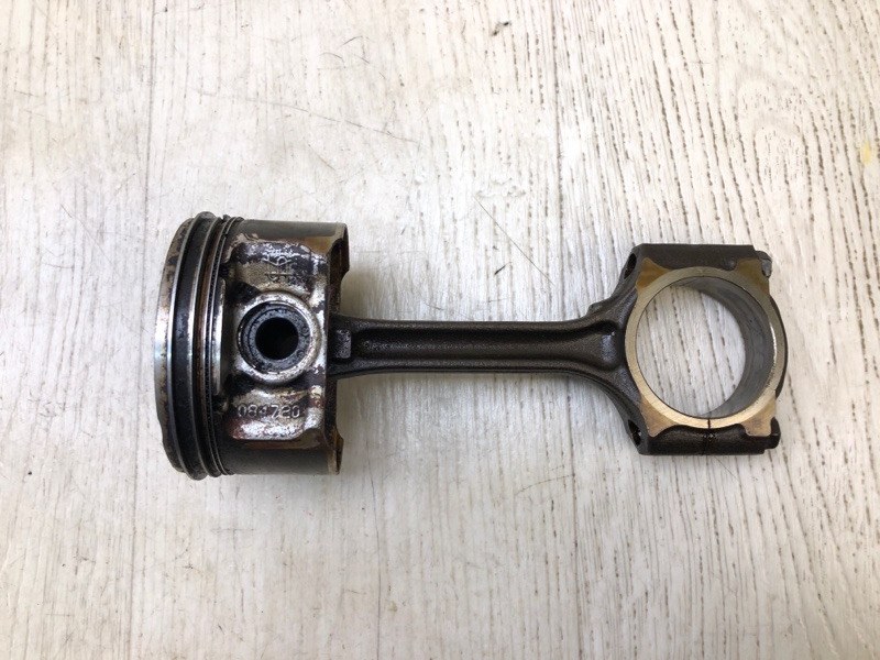 Шатун NISSAN NV200 USA 13- 2013 2.0 MR20DE 121003RC0A Б/У