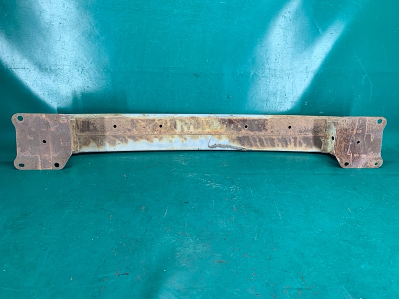 Усилитель заднего бампера 5 CR 05-10