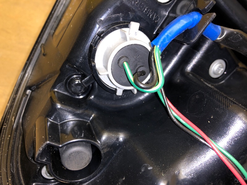 Фонарь наружный левый ASX / OUTLANDER SPORT 10-21