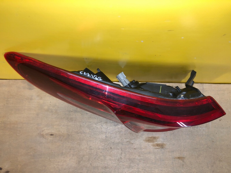 Фонарь наружный левый QASHQAI/ROGUE SPORT 14-