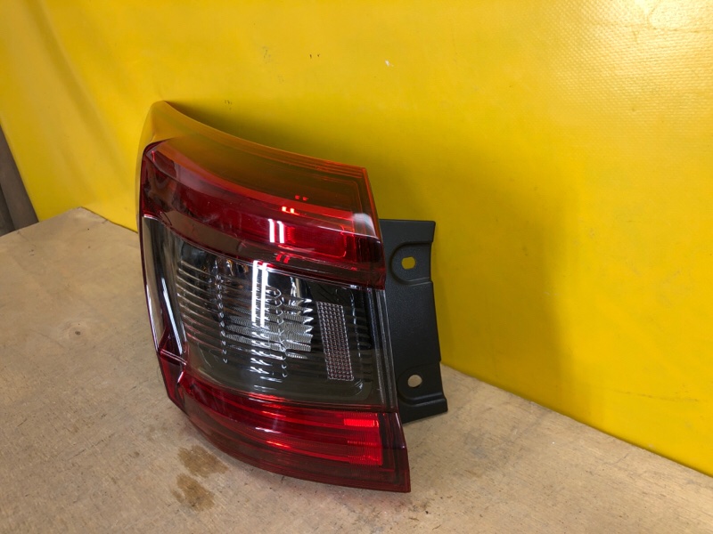 Фонарь наружный левый QASHQAI/ROGUE SPORT 14-