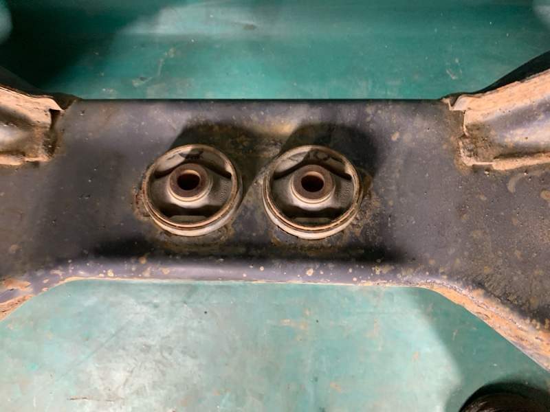 Балка задней подвески TRIBECA B9 05-07 Балка задней подвески TRIBECA B9 05-07