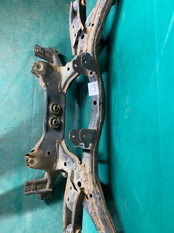 Балка задней подвески TRIBECA B9 05-07 Балка задней подвески TRIBECA B9 05-07