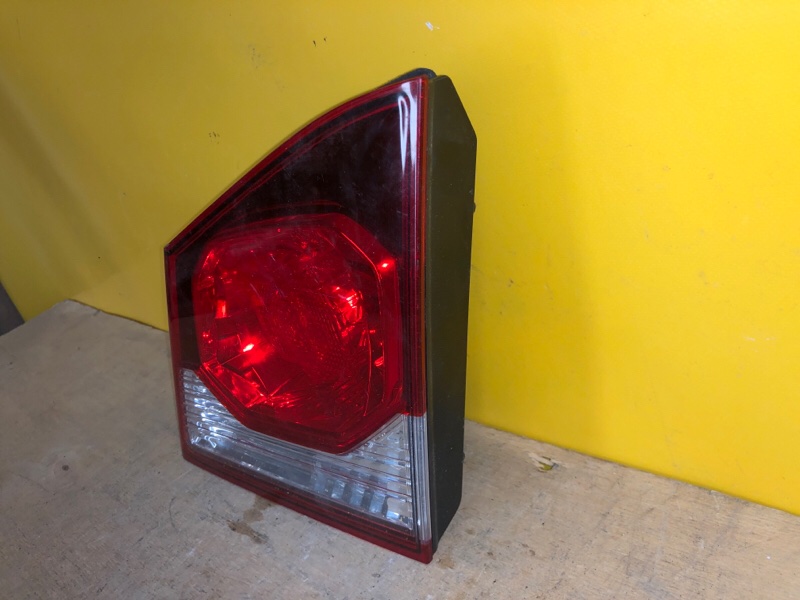 Фонарь внутренний правый CIVIC 4D 06-11