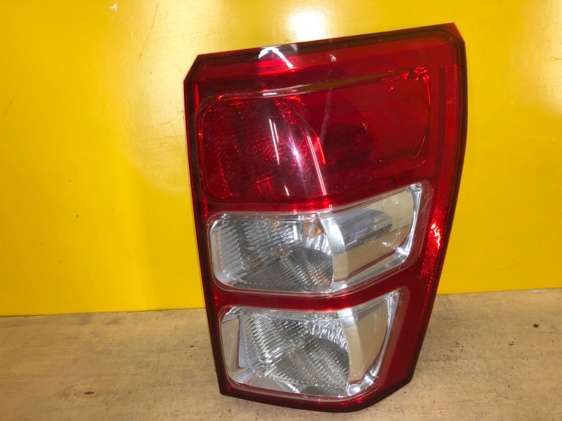 Фонарь наружный правый SUZUKI GRAND VITARA 05-15 35650-65J21 Б/У