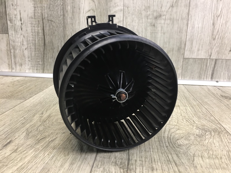 Моторчик печки KIA FORTE/CERATO TD 08-13 2011 TD 2.0 G4KD 971131M000 Б/У