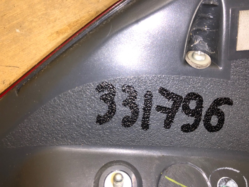 Фонарь наружный правый GS350 GS300 05-11