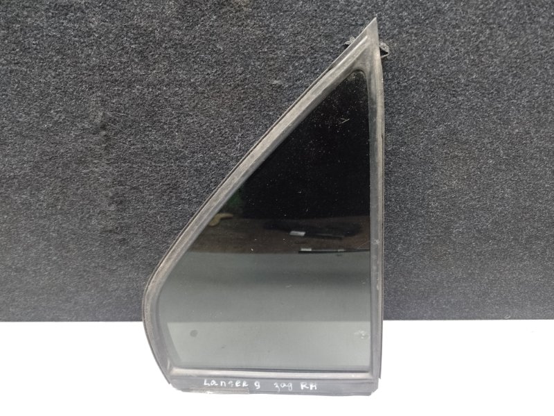 Запчасть стекло двери глухое заднее правое MITSUBISHI LANCER IX 9 03-07 MR525826 Б/У Стекло двери глухое заднее правое MITSUBISHI LANCER IX 9 03-07 MR525826 Б/У