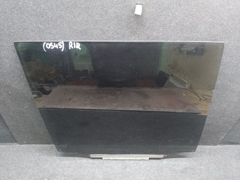 Запчасть стекло двери заднее правое LEXUS GX470 02-09 2003 UZJ120L 4.7 2UZFE 68113-60240 Б/У Стекло двери заднее правое LEXUS GX470 02-09 2003 UZJ120L 4.7 2UZFE 68113-60240 Б/У