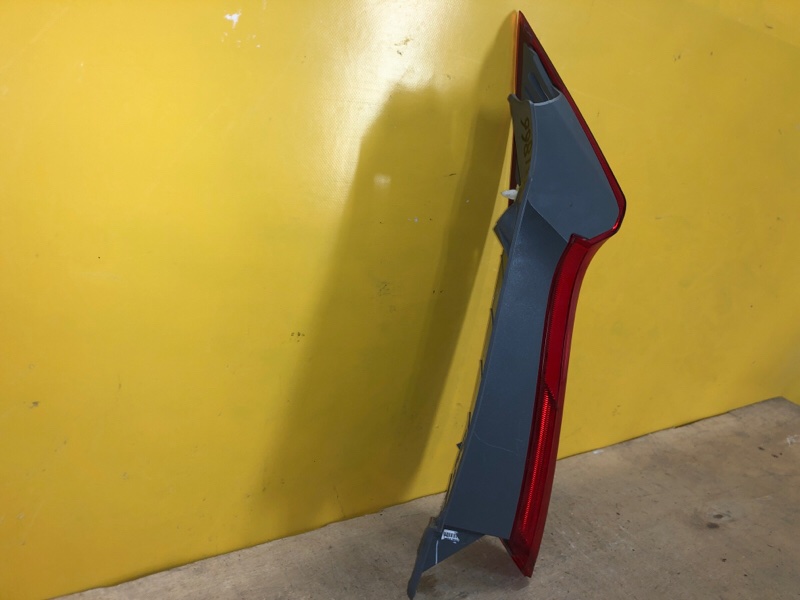 Фонарь наружный правый HONDA CRV (RM) 11-18