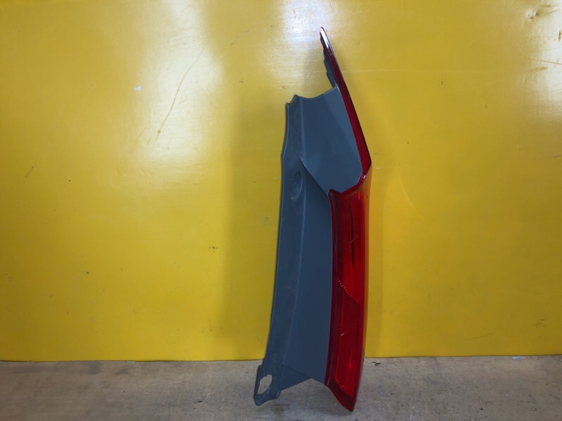 Запчасть фонарь наружный правый HONDA CRV (RM) 11-18 34170-T1W-A01 Б/У Фонарь наружный правый HONDA CRV (RM) 11-18 34170-T1W-A01 Б/У