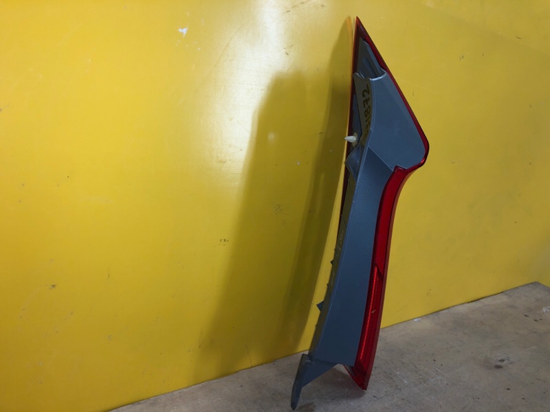 Фонарь наружный правый HONDA CRV (RM) 11-18 Фонарь наружный правый HONDA CRV (RM) 11-18