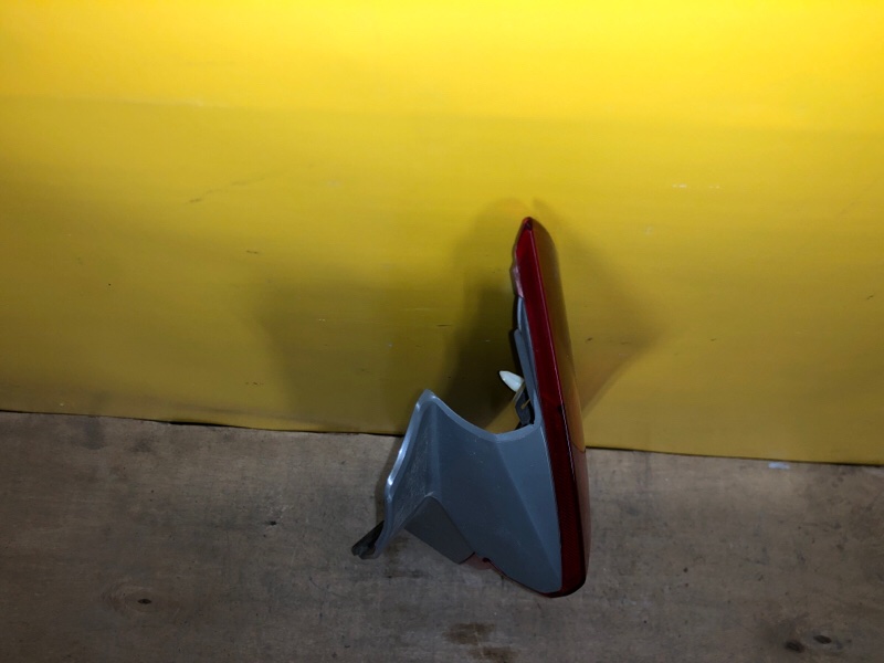 Фонарь наружный правый CRV (RM) 11-18 Фонарь наружный правый CRV (RM) 11-18