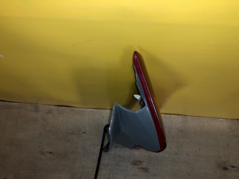 Фонарь наружный правый CRV (RM) 11-18 Фонарь наружный правый CRV (RM) 11-18