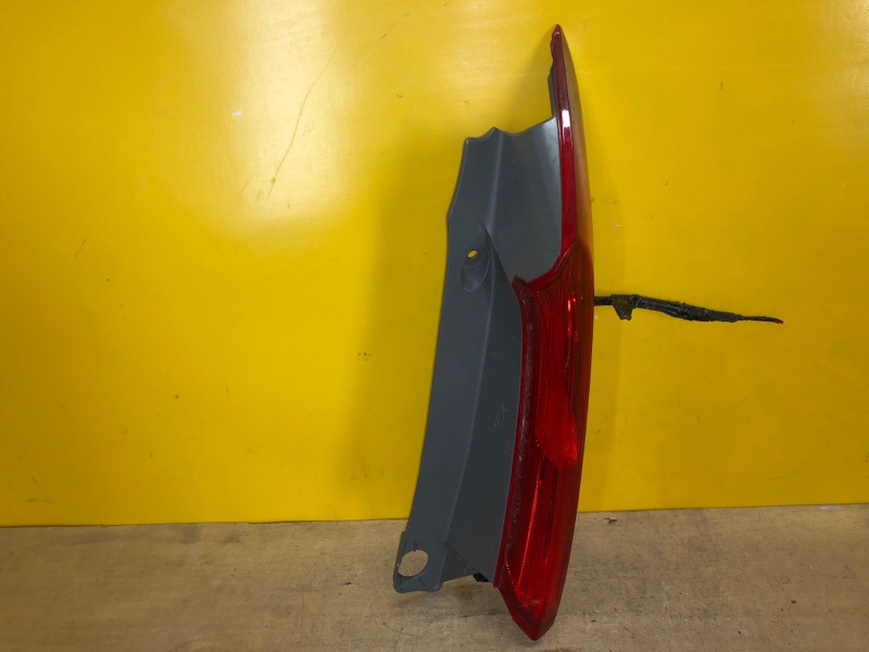 Запчасть фонарь наружный правый HONDA CRV (RM) 11-18 34170-T1W-A01 Б/У Фонарь наружный правый HONDA CRV (RM) 11-18 34170-T1W-A01 Б/У