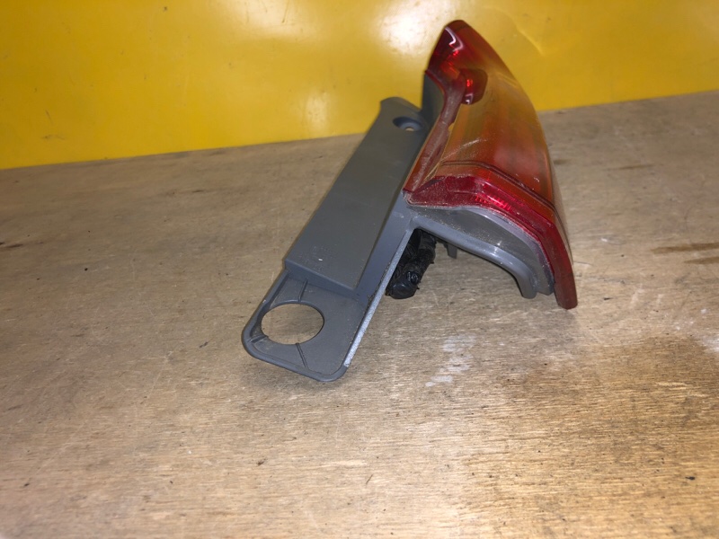 Фонарь наружный правый CRV (RM) 11-18 Фонарь наружный правый CRV (RM) 11-18