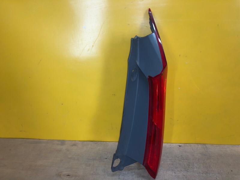 Запчасть фонарь наружный правый HONDA CRV (RM) 11-18 34170-T1W-A01 Б/У Фонарь наружный правый HONDA CRV (RM) 11-18 34170-T1W-A01 Б/У