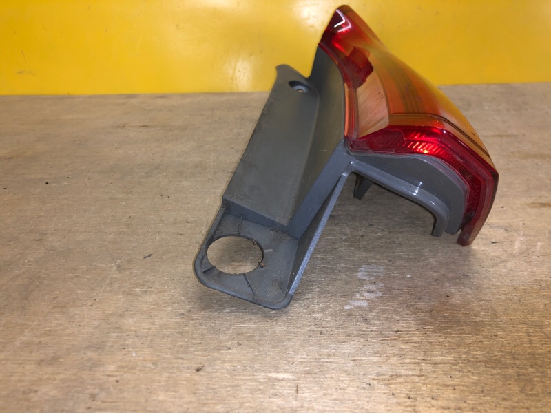 Фонарь наружный правый CRV (RM) 11-18 Фонарь наружный правый CRV (RM) 11-18