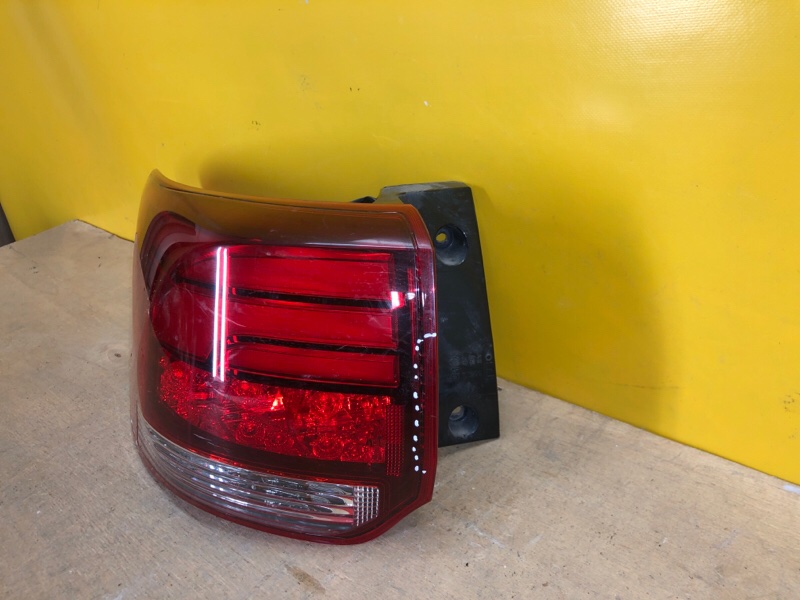 Фонарь наружный левый OUTLANDER GF 12-