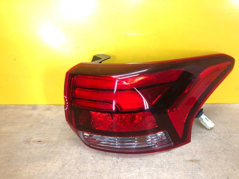 Фонарь наружный правый MITSUBISHI OUTLANDER GF 12- 8330B178 Б/У
