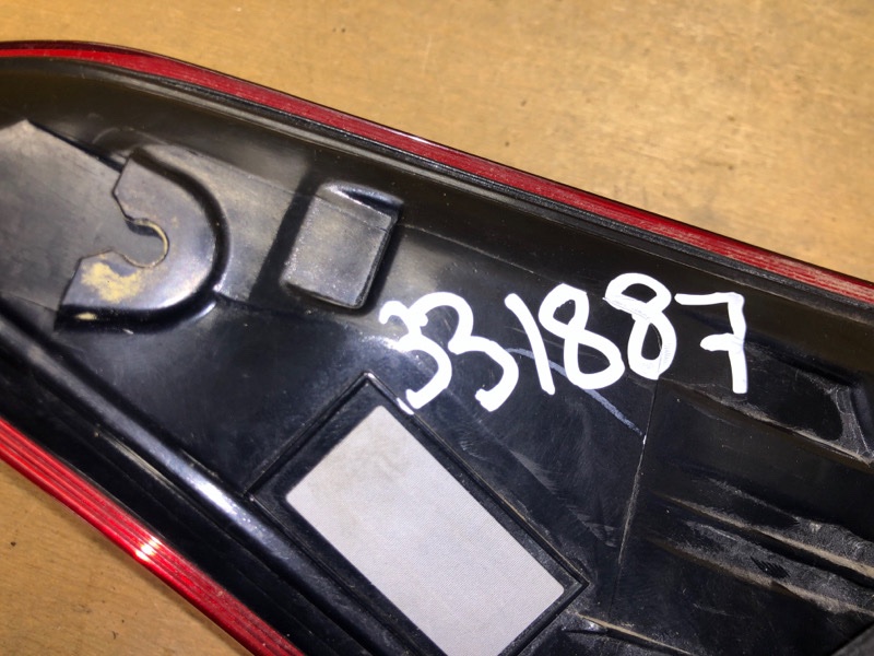 Фонарь наружный правый OUTLANDER GF 12-