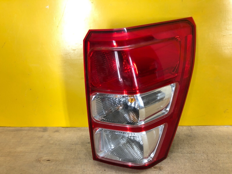 Фонарь наружный правый SUZUKI GRAND VITARA 05-15 35650-65J21 Б/У