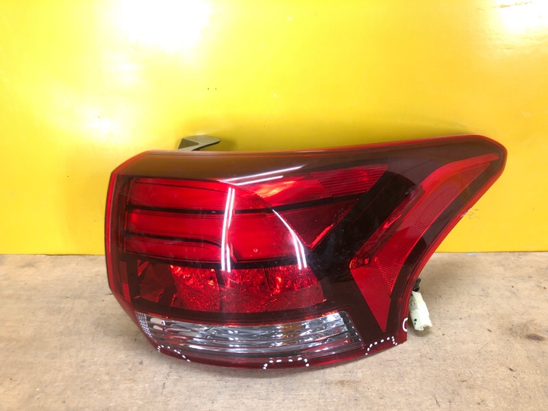 Фонарь наружный правый MITSUBISHI OUTLANDER GF 12- 8330B178 Б/У
