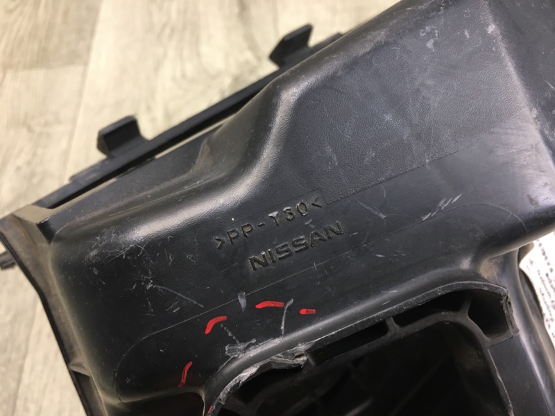 Корпус воздушного фильтра правый EX35(37) 07-12 2008 Внедорожник 3.5 VQ35HR