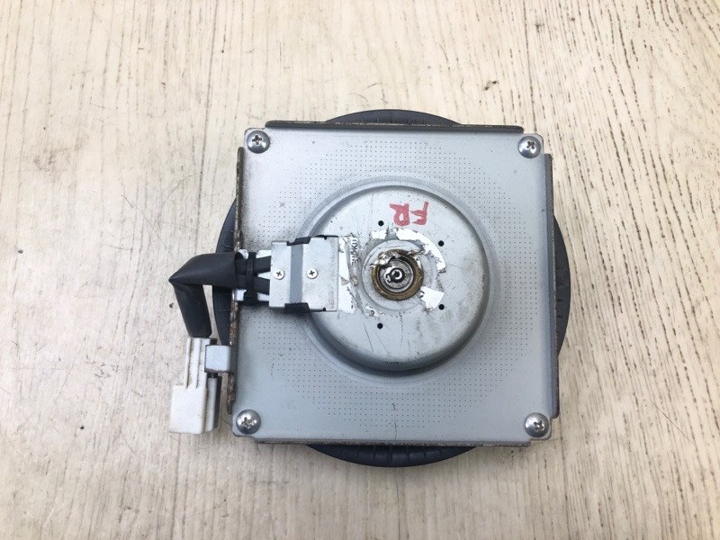 Блок электронный передний правый RX350/450 15-22 Блок электронный передний правый RX350/450 15-22