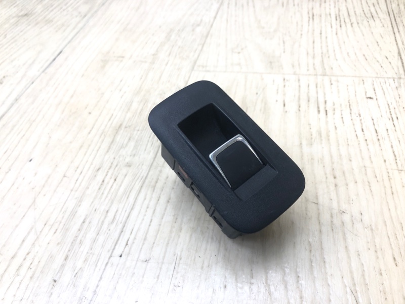 Кнопка стеклоподъемника задняя левая LEXUS RX350/450 15-22 8481048050 Б/У