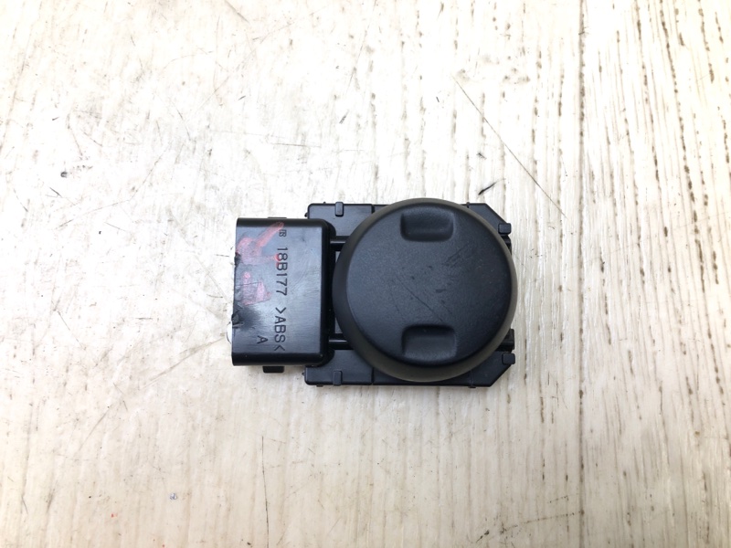 Кнопка регулировки сиденья передняя правая RX350/450 15-22