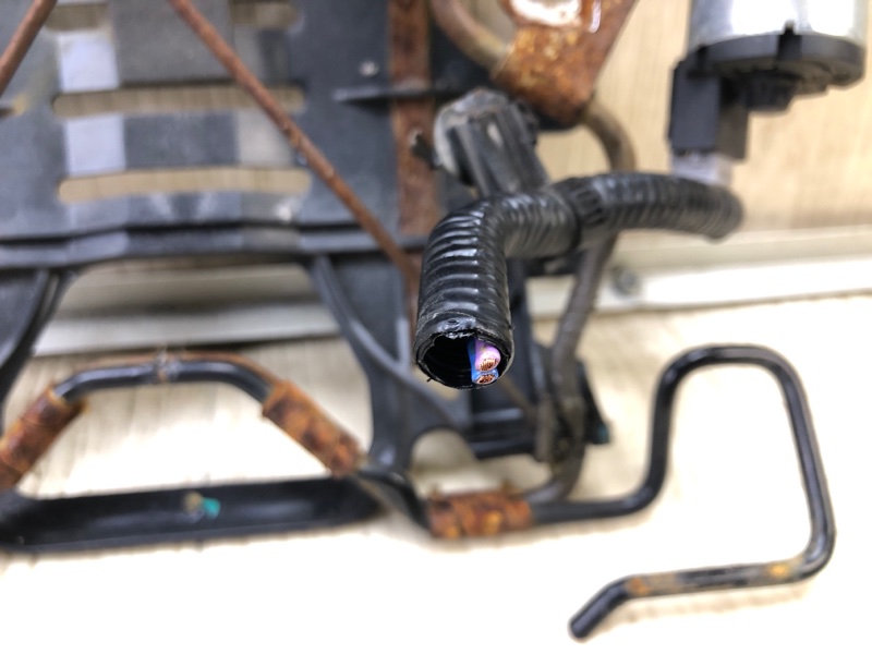 Моторчик регулировки сиденья передний правый RX350/450 15-22