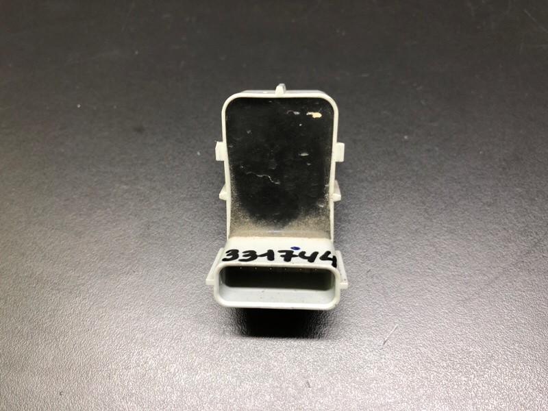 Датчик парктроника передний HYUNDAI GRANDEUR HG 11-16