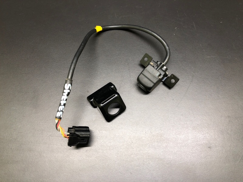 Камера заднего вида HYUNDAI GRANDEUR HG 11-16 95760-3V500 Б/У