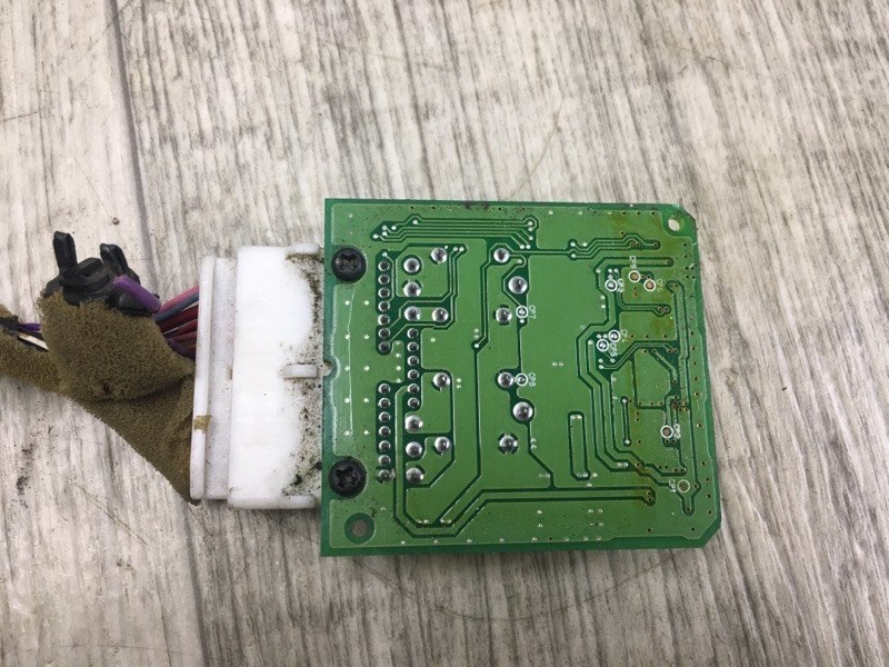 Реле дворников CAMRY 40 06-11 Реле дворников CAMRY 40 06-11